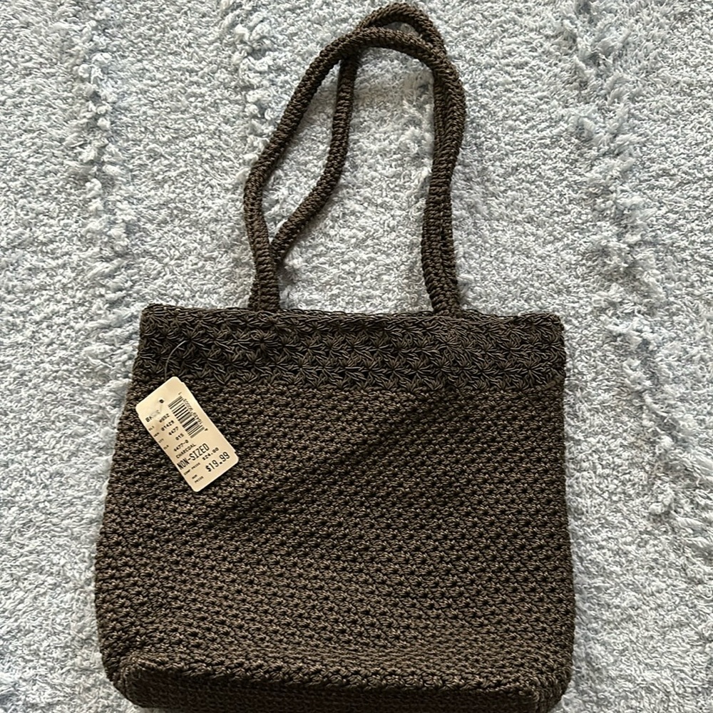Bass knitted handbag